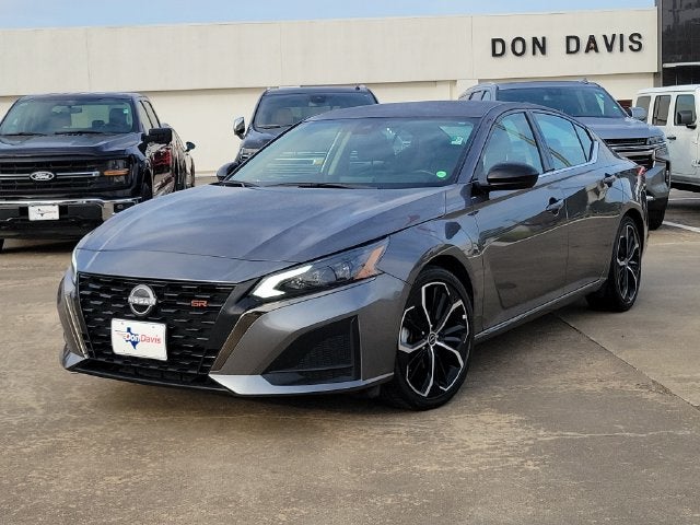 2025 Nissan Altima 2.5 SR