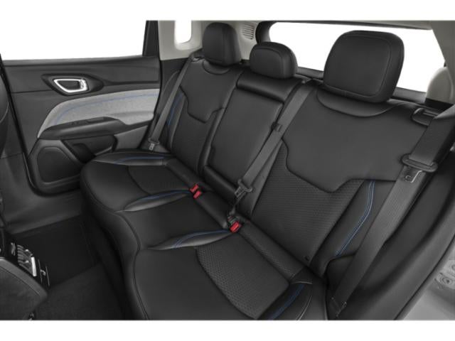 2022 Jeep Compass Altitude FWD