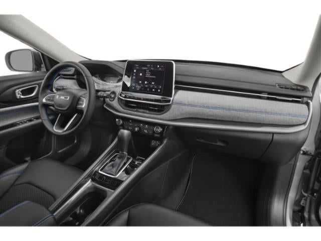 2022 Jeep Compass Altitude FWD