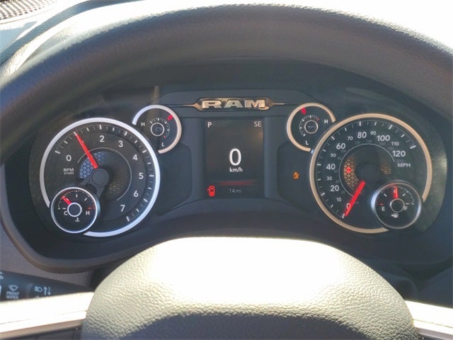 2026 RAM Ram 2500 RAM 2500 BLACK EXPRESS CREW CAB 4X4 6'4' BOX