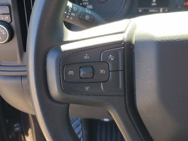 2023 Chevrolet Silverado 1500 2WD Crew Cab Short Bed Custom