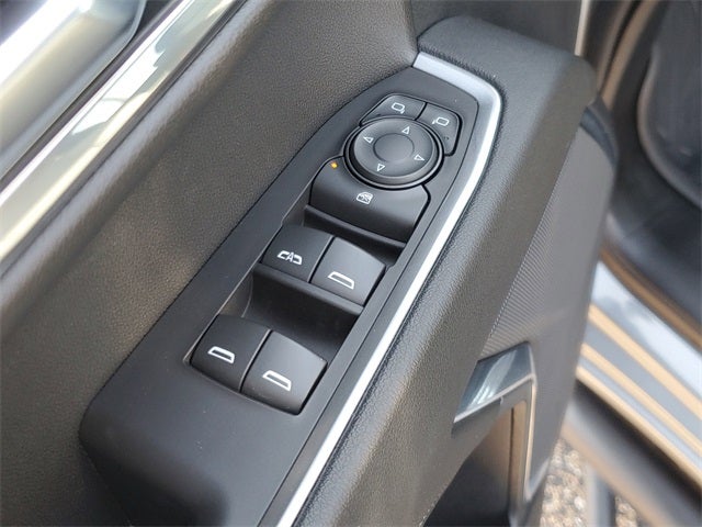 2023 GMC Sierra 1500 4WD Crew Cab Short Box Elevation with 3SB