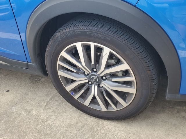 2024 Nissan Kicks SR Xtronic CVT