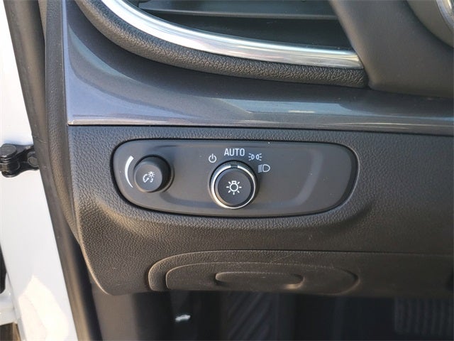 2022 Buick Encore FWD Preferred