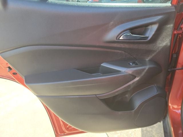 2024 Chevrolet Trax FWD LT