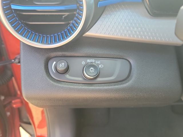 2024 Chevrolet Trax FWD LT