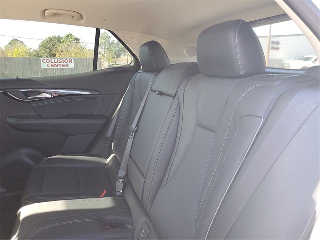 2022 Buick Envision FWD Essence