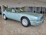 2000 Jaguar XJ8 Base